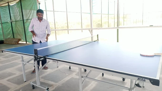 The table tennis table in the covered zone